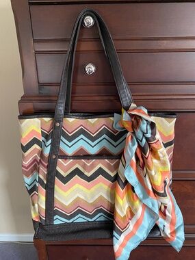 Missoni for Target Multicolor Chevron Tote with Scarf